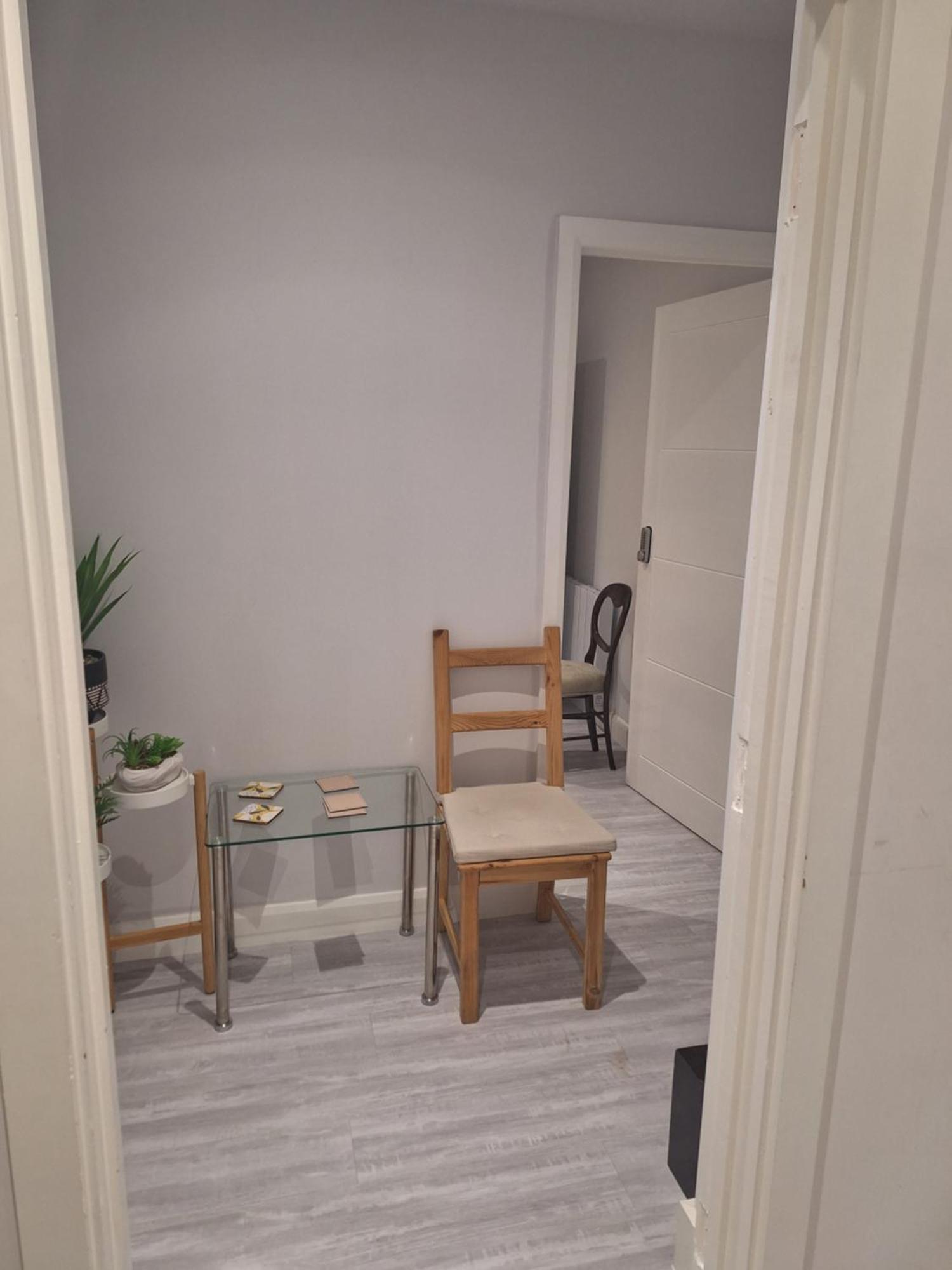 Budget Single Room Only For One Adult - Shared Flat Northolt  Eksteriør billede
